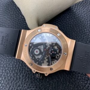 Alternative view of HUBLOT_44