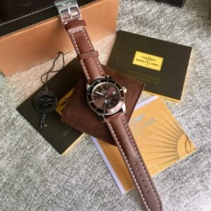 Alternative view of Breitling_136