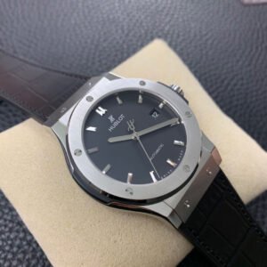 Alternative view of HUBLOT_28