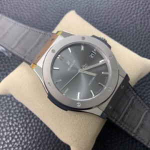 Alternative view of HUBLOT_38