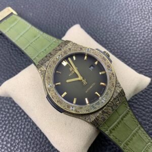 Alternative view of HUBLOT_45