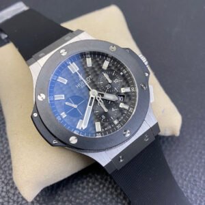 Alternative view of HUBLOT_62