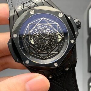 Alternative view of HUBLOT_98