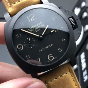 Alternative view of Panerai_30