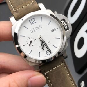 Alternative view of Panerai_34