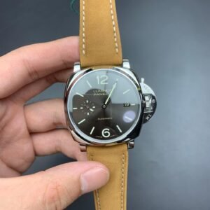 Alternative view of Panerai_53