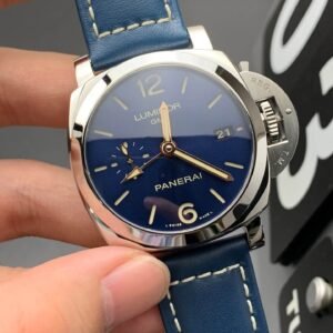 Alternative view of Panerai_58
