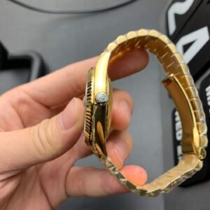 Alternative view of ROLEX_14