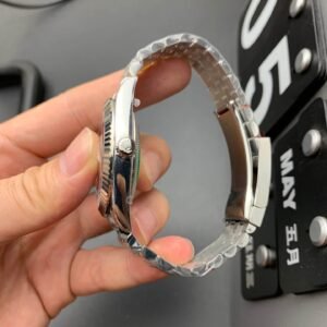 Alternative view of ROLEX_50