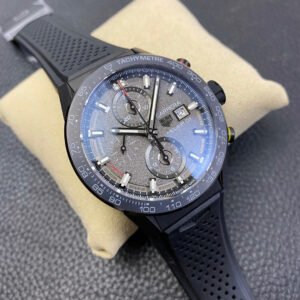 Alternative view of TAGheuer_25